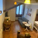Casa Del Plantel