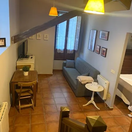 Casa Del Plantel