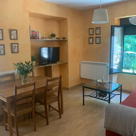 Casa Del Plantel *